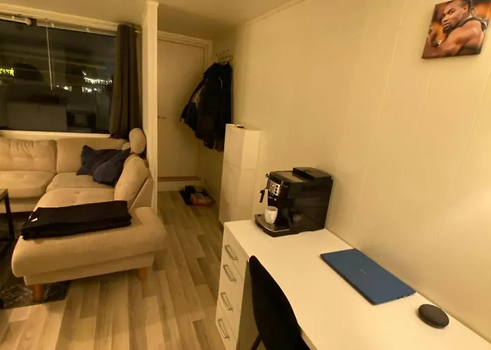 Cozy Flat Near Ishavskatedralen Apartamento